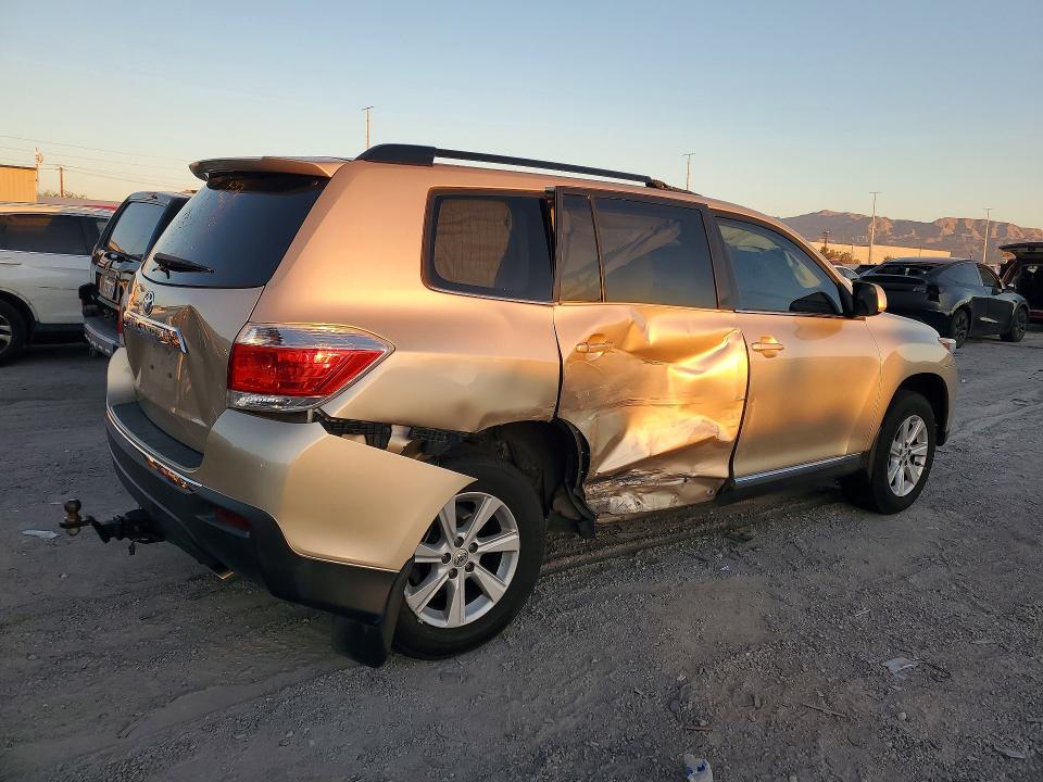 Продаж на аукціоні авто 2013 Toyota Highlander, vin: 5TDZK3EHXDS129934, номер лоту: 69743146