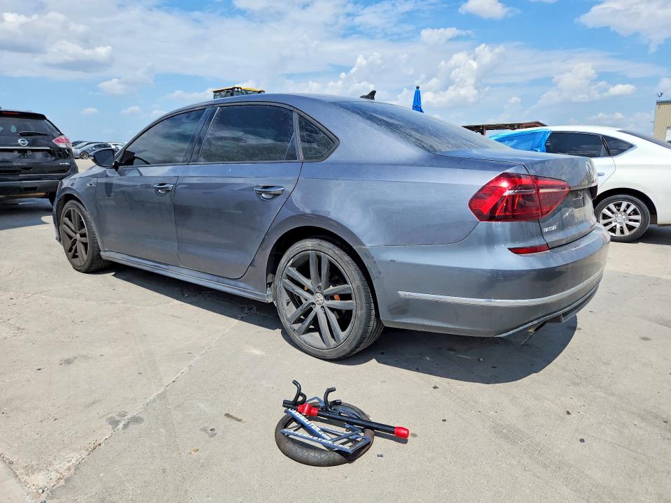 Продаж на аукціоні авто 2018 Volkswagen Passat, vin: 1VWAA7A33JC026186, номер лоту: 68434156