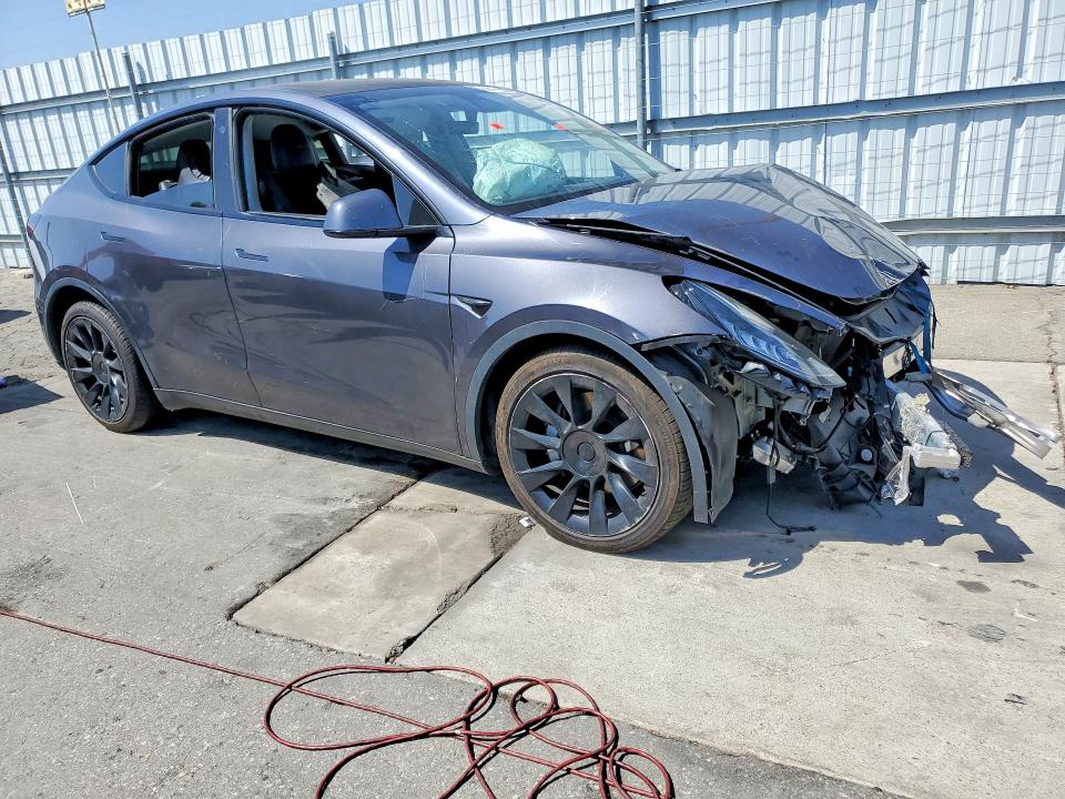 69159586 :رقم المزاد ، 5YJYGAEE8MF276765 vin ، 2021 Tesla Model Y مزاد بيع