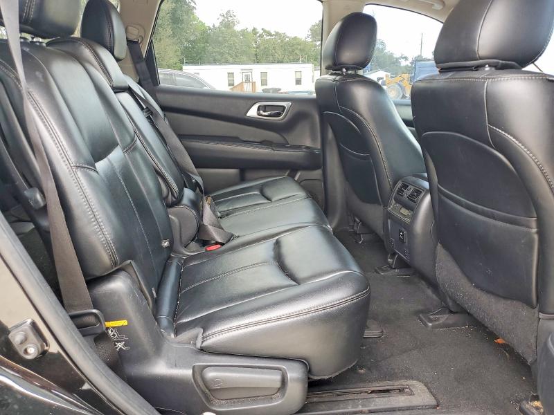 70612206 :رقم المزاد ، 5N1AR2MM0FC722106 vin ، 2015 Nissan Pathfinder مزاد بيع