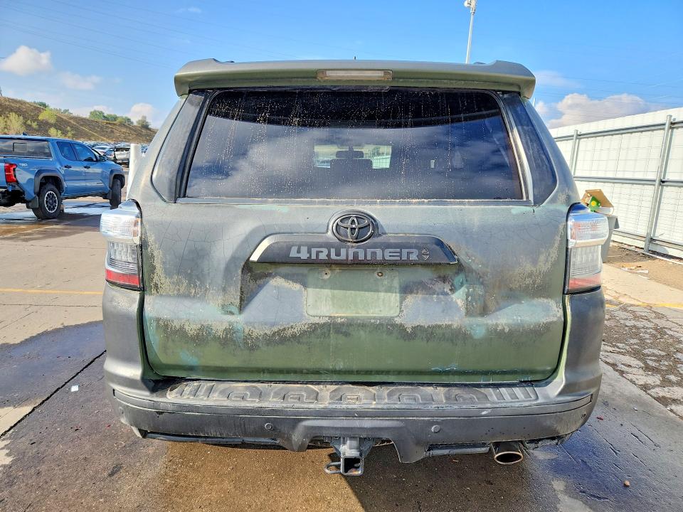 Продажа на аукционе авто 2018 Toyota 4runner, vin: JTEBU5JRXJ5518673, номер лота: 68980246