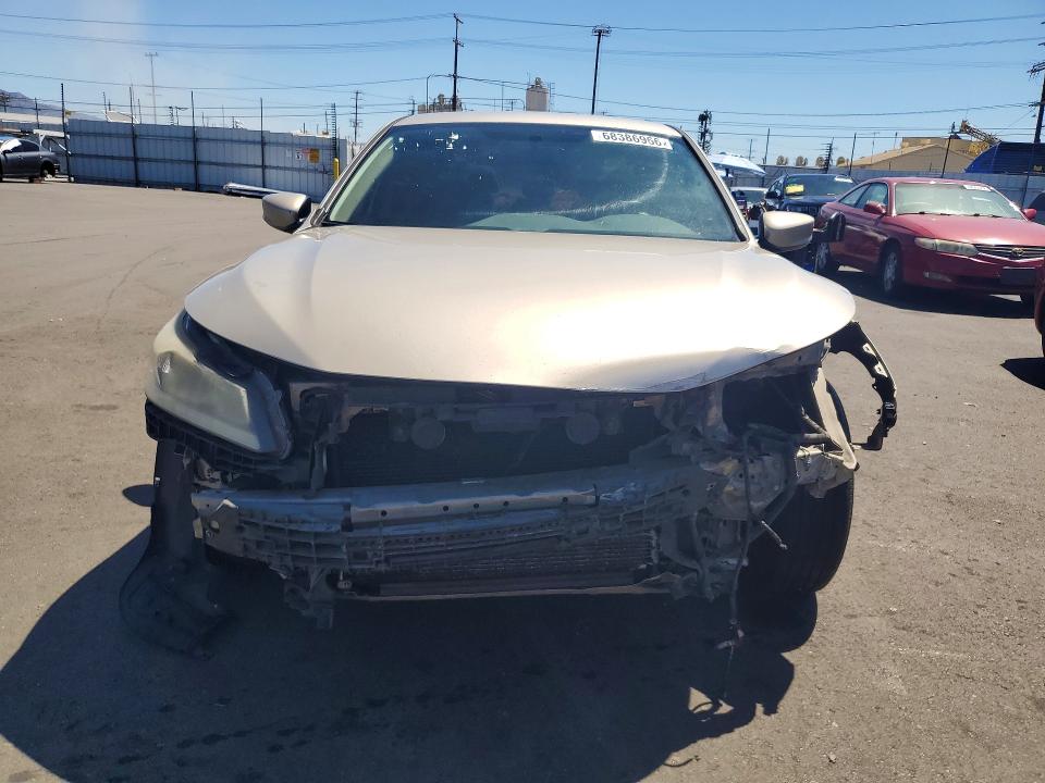 68386966 :رقم المزاد ، 1HGCR2F30HA218396 vin ، 2017 Honda Accord مزاد بيع