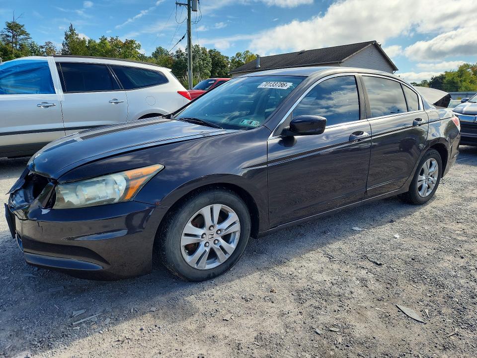 70133786 :رقم المزاد ، 1HGCP2F42BA026533 vin ، 2011 Honda Accord مزاد بيع