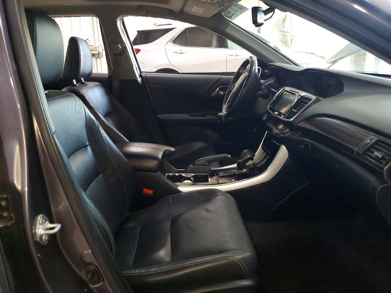 Продаж на аукціоні авто 2017 Honda Accord, vin: JHMCR6F51HC011509, номер лоту: 68787996