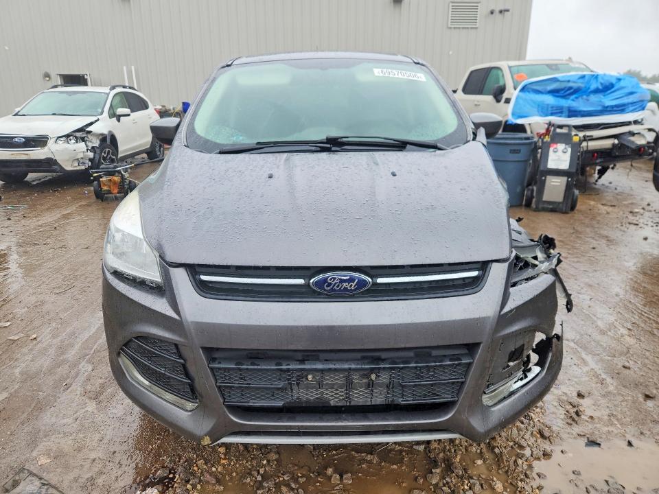 2014 Ford Escape მანქანა იყიდება აუქციონზე, vin: 1FMCU0GX3EUB46943, აუქციონის ნომერი: 69570506