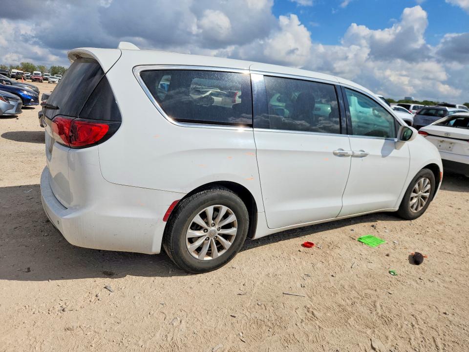 70697356 :رقم المزاد ، 2C4RC1FGXKR526623 vin ، 2019 Chrysler Pacifica مزاد بيع