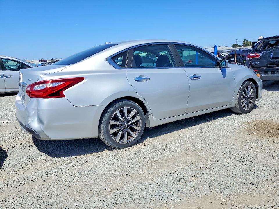 Продажа на аукционе авто 2017 Nissan Altima, vin: 1N4AL3AP9HC264956, номер лота: 67741776