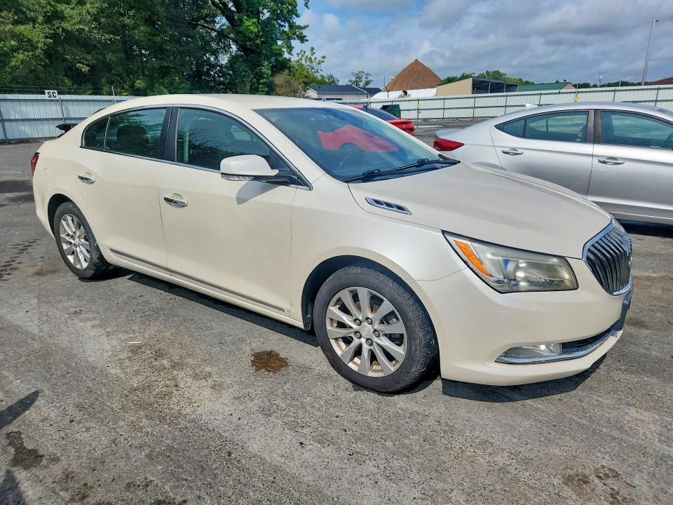 67495636 :رقم المزاد ، 1G4GB5GR1EF205689 vin ، 2014 Buick Lacrosse مزاد بيع
