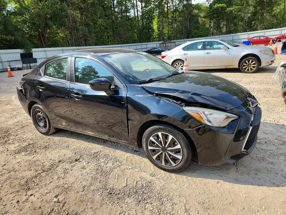 2019 Toyota Yaris მანქანა იყიდება აუქციონზე, vin: 3MYDLBYV1KY528659, აუქციონის ნომერი: 67068266