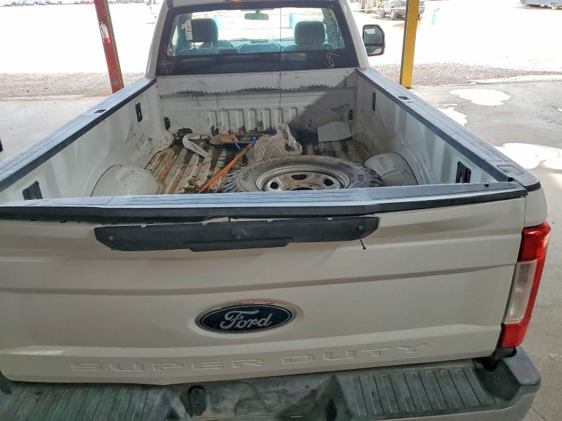 69626446 :رقم المزاد ، 1FTBF2BT4JEB69937 vin ، 2018 Ford F250 مزاد بيع