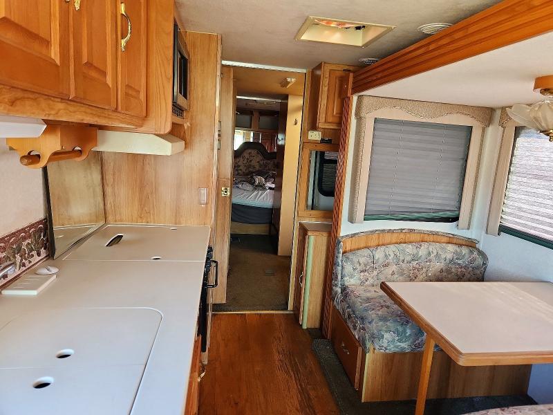 Aukcja sprzedaży 1999 Coachmen Santara, vin: 3FCNF53S0XJA06288, numer aukcji: 69763586
