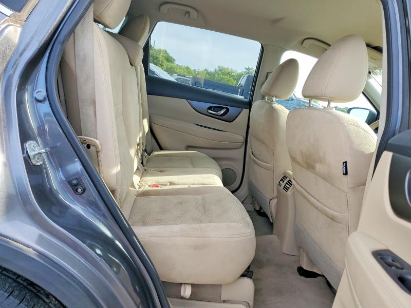 70636376 :رقم المزاد ، 5N1AT2MKXFC765545 vin ، 2015 Nissan Rogue مزاد بيع