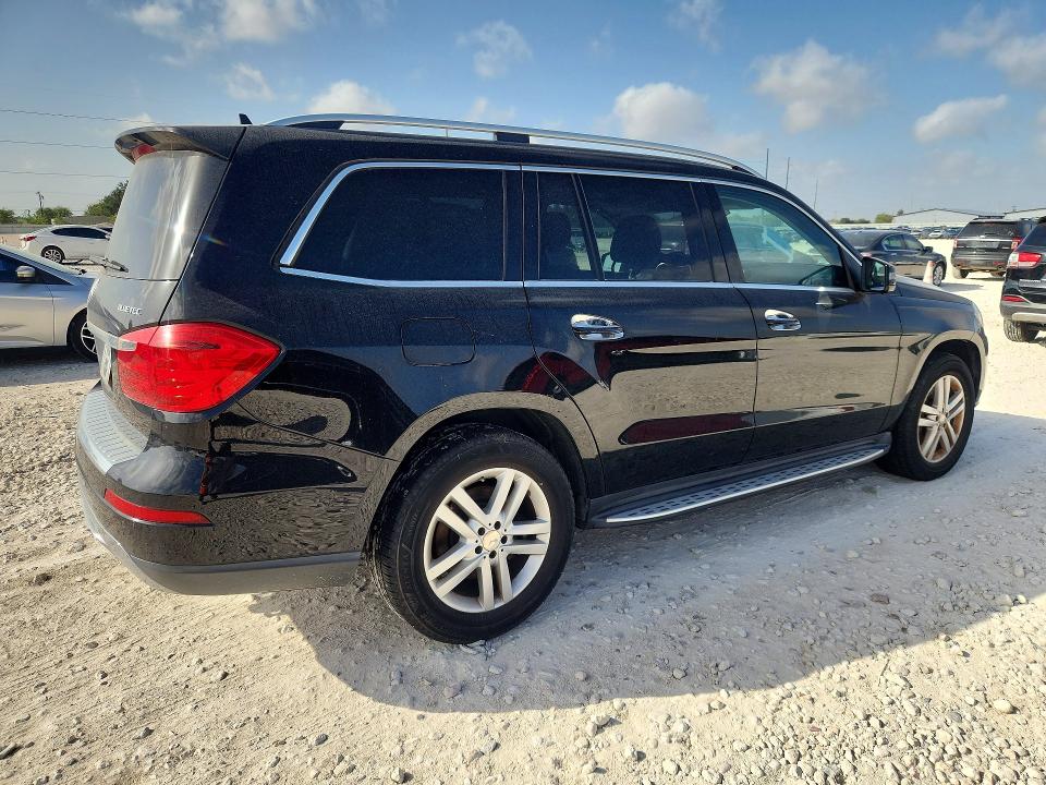 2015 Mercedes-benz Gl მანქანა იყიდება აუქციონზე, vin: 4JGDF2EE5FA460060        , აუქციონის ნომერი: 68975726