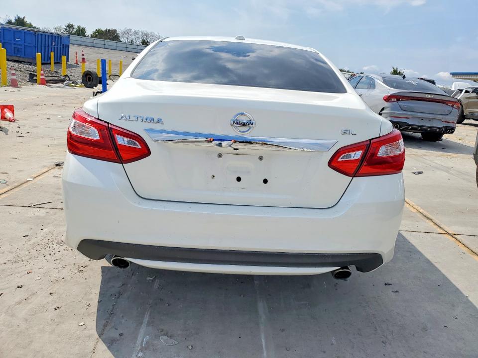 Продажа на аукционе авто 2017 Nissan Altima, vin: 1N4AL3APXHC477916, номер лота: 68430346