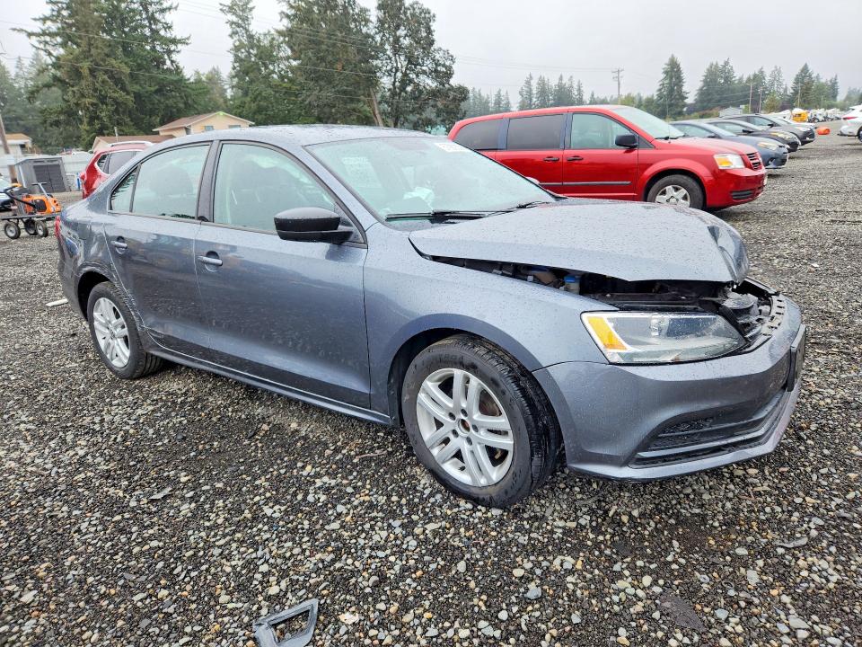 67929336 :رقم المزاد ، 3VW2K7AJ4FM252453 vin ، 2015 Volkswagen Jetta مزاد بيع