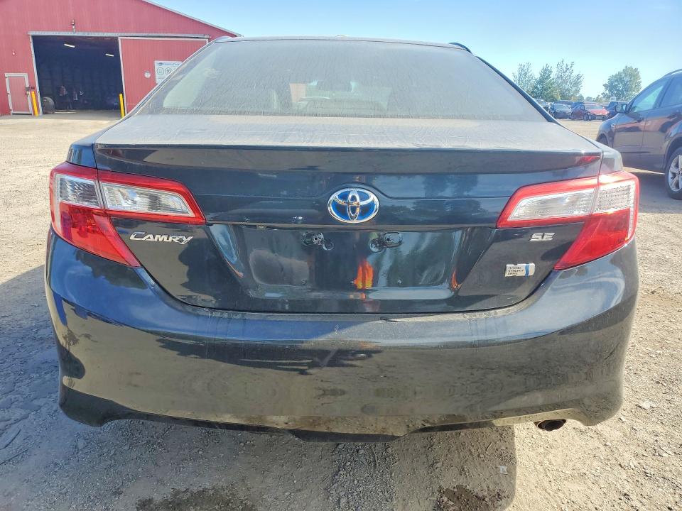 2014 Toyota Camry Hybrid მანქანა იყიდება აუქციონზე, vin: 4T1BD1FK9EU134772, აუქციონის ნომერი: 68933926
