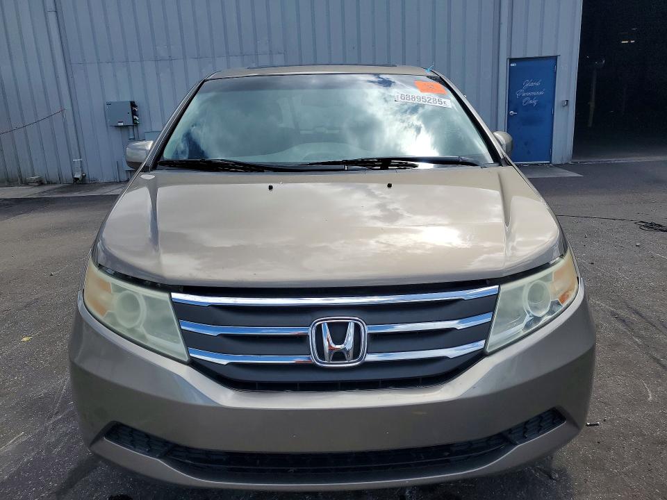 68895286 :رقم المزاد ، 5FNRL5H69BB035967 vin ، 2011 Honda Odyssey مزاد بيع
