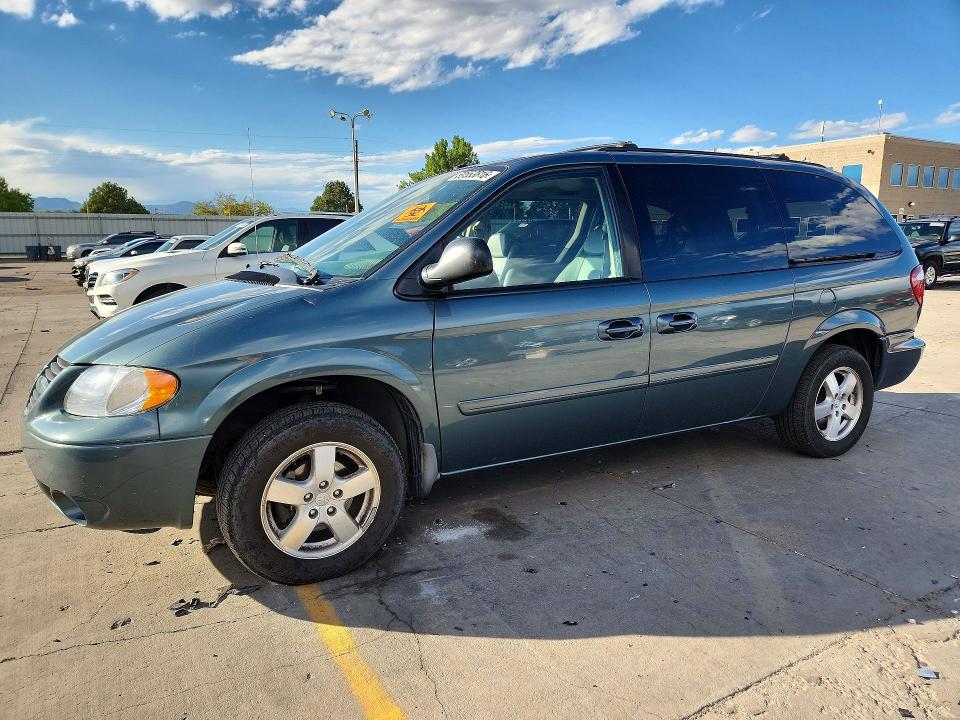 69553816 :رقم المزاد ، 2D4GP44L17R159800 vin ، 2007 Dodge Grand Caravan مزاد بيع
