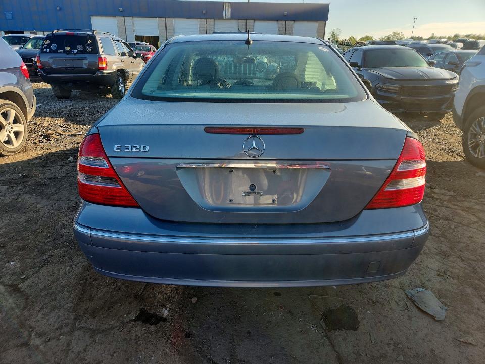 Продажа на аукционе авто 2004 Mercedes-benz E, vin: WDBUF65J34A452902, номер лота: 68988226