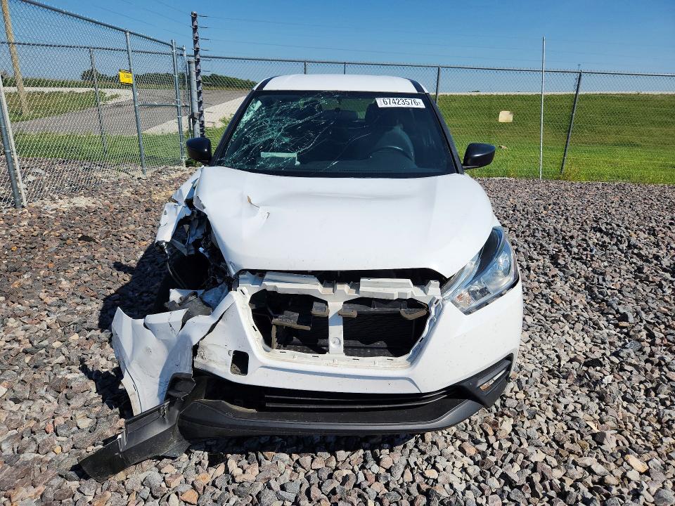 Продаж на аукціоні авто 2019 Nissan Kicks, vin: 3N1CP5CU4KL559385, номер лоту: 67423576
