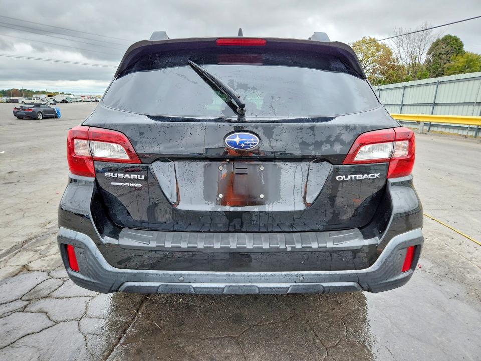 2018 Subaru Outback მანქანა იყიდება აუქციონზე, vin: 4S4BSANC5J3218913, აუქციონის ნომერი: 69972556