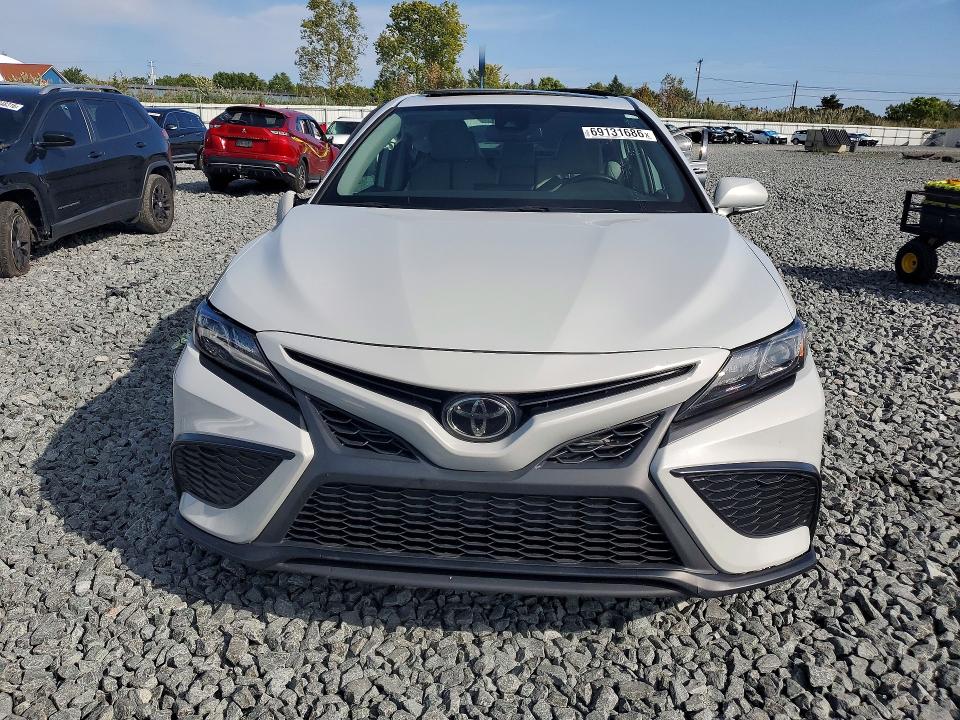 2022 Toyota Camry მანქანა იყიდება აუქციონზე, vin: 4T1T11BK1NU063179, აუქციონის ნომერი: 69131686