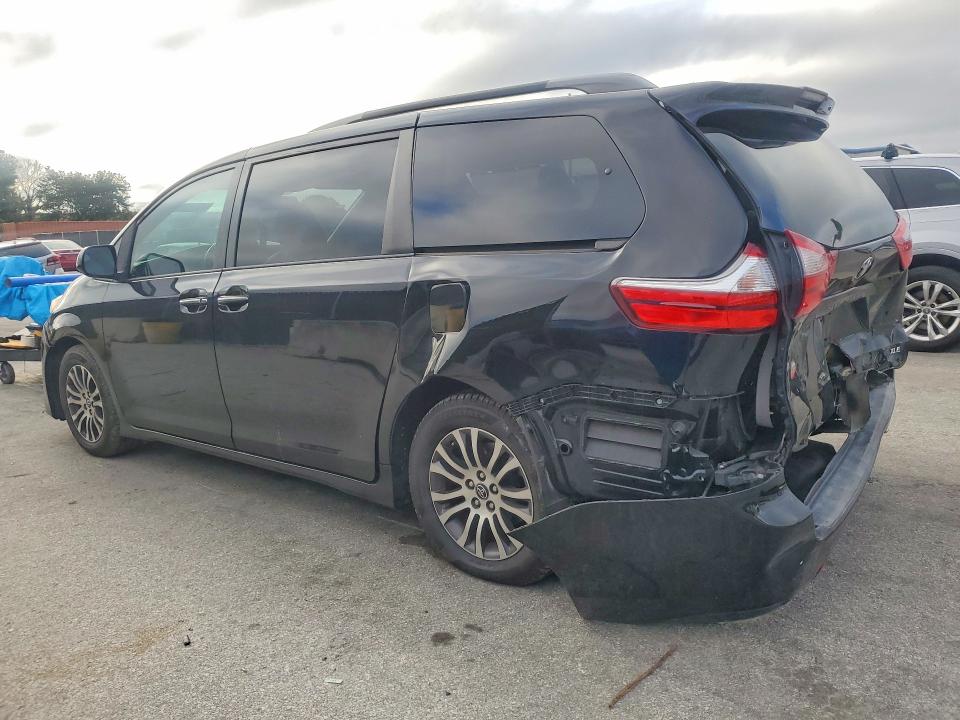 Aukcja sprzedaży 2019 Toyota Sienna, vin: 5TDYZ3DC8KS975277, numer aukcji: 70111736