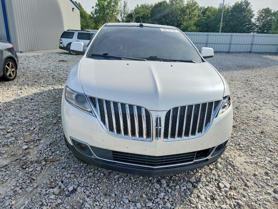 Продажа на аукционе авто 2011 Lincoln Mkx, vin: 2LMDJ8JK8BBJ05027, номер лота: 68737756