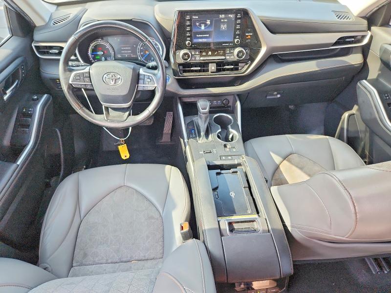 70695806 :رقم المزاد ، 5TDAARAH8NS513754 vin ، 2022 Toyota Highlander Hybrid مزاد بيع