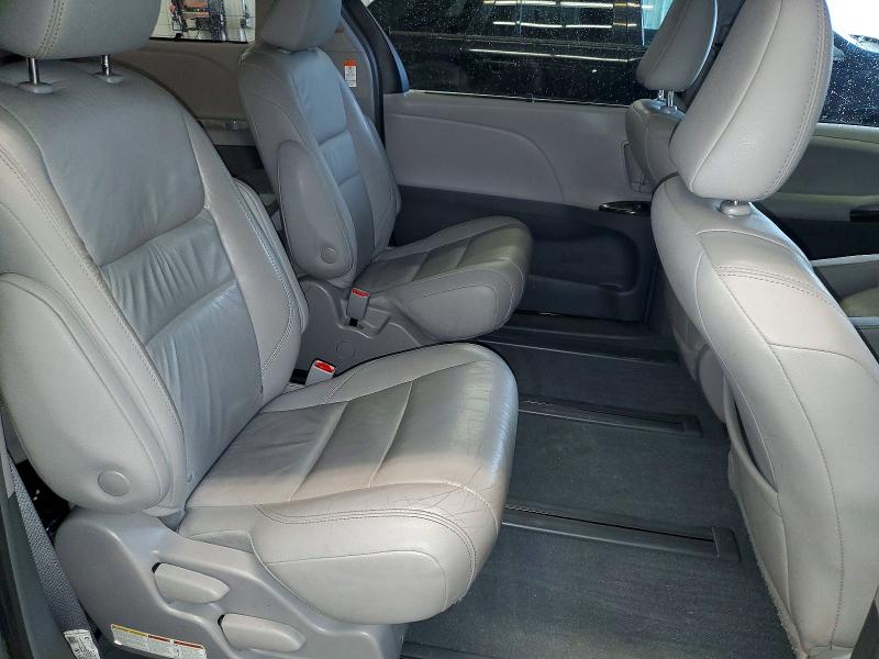Продаж на аукціоні авто 2019 Toyota Sienna, vin: 5TDDZ3DC6KS227092, номер лоту: 69847566