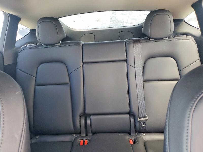 69512516 :رقم المزاد ، 7SAYGDEE4PF744256 vin ، 2023 Tesla Model Y مزاد بيع