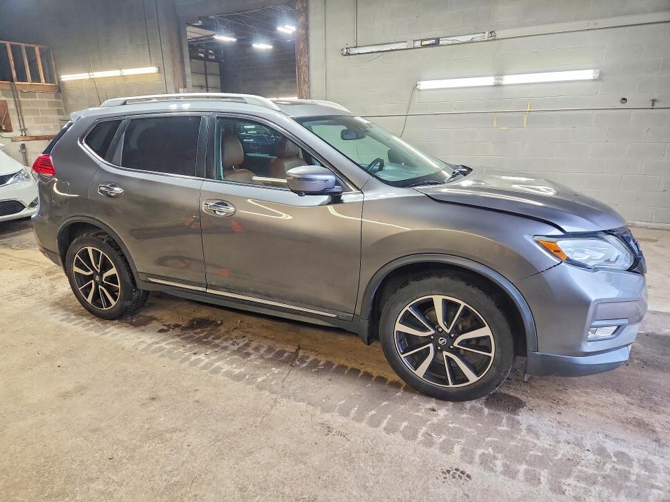 67619586 :رقم المزاد ، 5N1AT2MVXHC741727 vin ، 2017 Nissan Rogue مزاد بيع