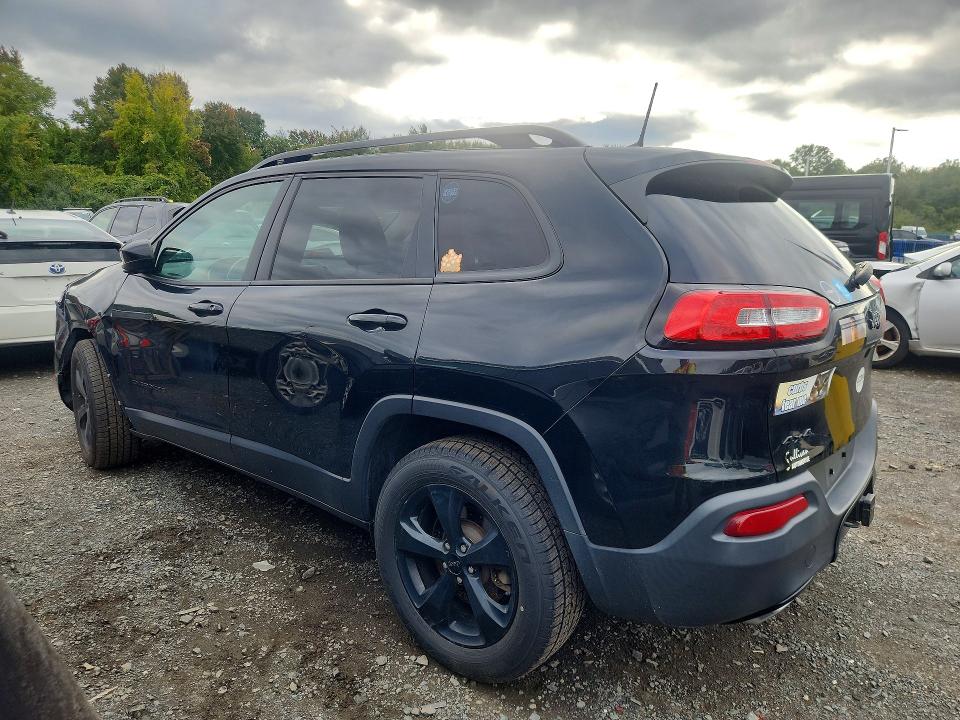 69291666 :رقم المزاد ، 1C4PJMCX9JD516282 vin ، 2018 Jeep Cherokee مزاد بيع