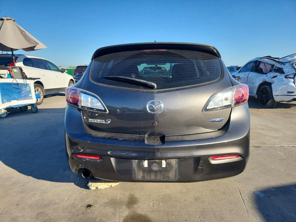 67936336 :رقم المزاد ، JM1BL1L70D1784856 vin ، 2013 Mazda 3 مزاد بيع