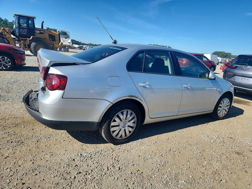 2010 Volkswagen Jetta მანქანა იყიდება აუქციონზე, vin: 3VWJX7AJ4AM001874, აუქციონის ნომერი: 67653876