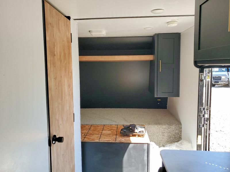 Продажа на аукционе авто 2022 Keystone Springdale, vin: 4YDTSGG13NW101176, номер лота: 69888456
