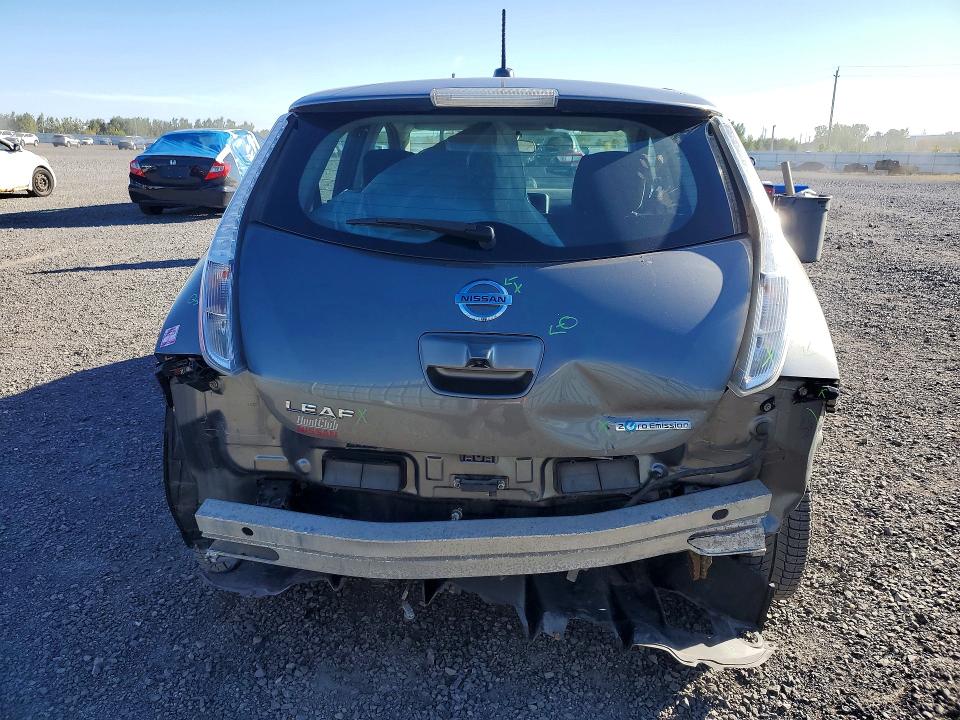 69885646 :رقم المزاد ، 1N4AZ0CP0GC307900 vin ، 2016 Nissan Leaf مزاد بيع
