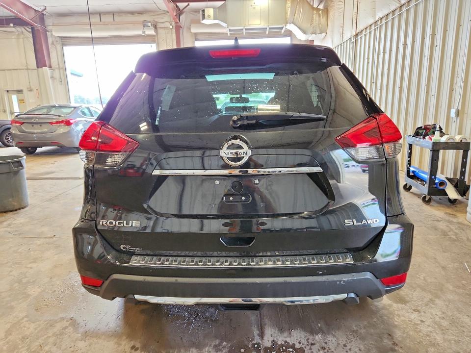 Продаж на аукціоні авто 2017 Nissan Rogue, vin: 5N1AT2MV2HC739180, номер лоту: 66789476