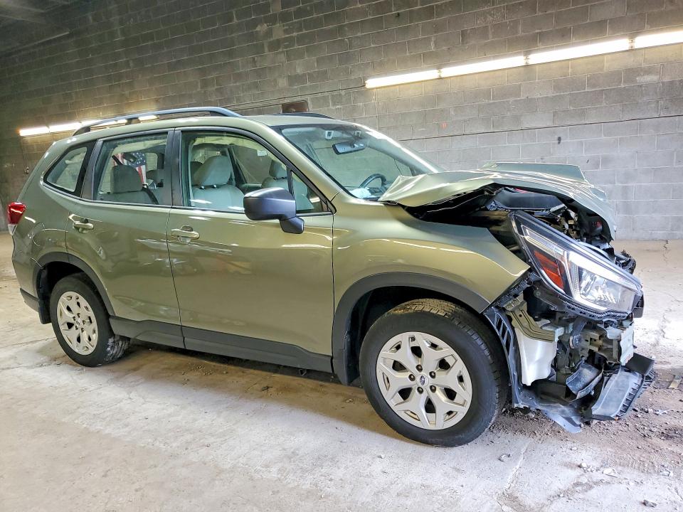 70362716 :رقم المزاد ، JF2SKACC9KH549460 vin ، 2019 Subaru Forester مزاد بيع