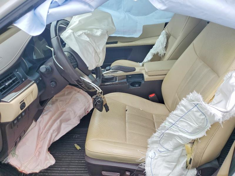 68637946 :رقم المزاد ، 58ABK1GGXJU082703 vin ، 2018 Lexus Es مزاد بيع