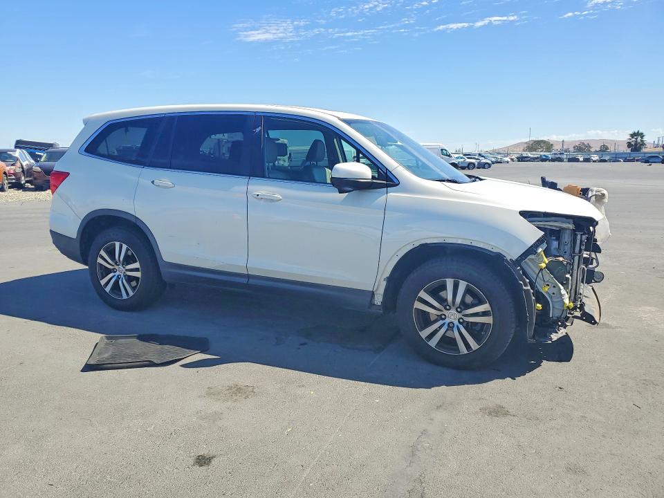 Продаж на аукціоні авто 2016 Honda Pilot, vin: 5FNYF5H53GB024058, номер лоту: 68631926
