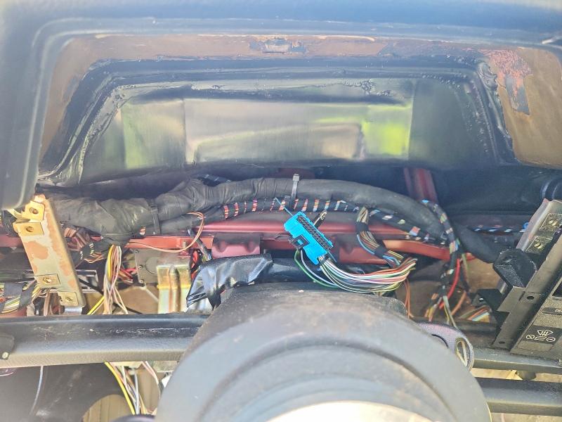 1985 Bmw 635 მანქანა იყიდება აუქციონზე, vin: WBAEC710909403066, აუქციონის ნომერი: 69394796