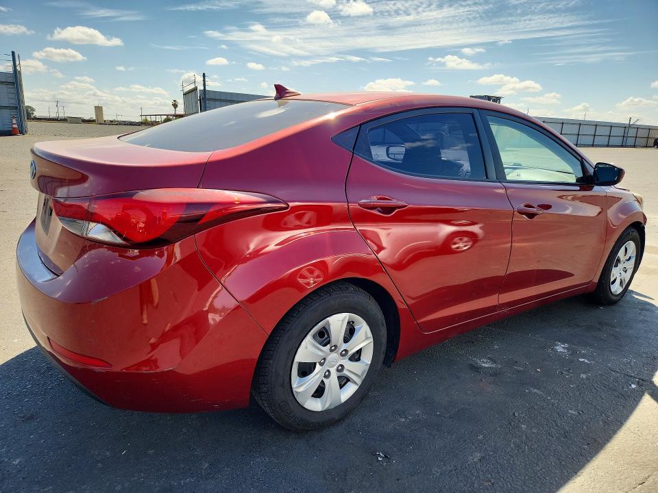 2016 Hyundai Elantra მანქანა იყიდება აუქციონზე, vin: 5NPDH4AE4GH700192, აუქციონის ნომერი: 67665176