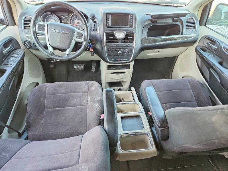 67399896 :رقم المزاد ، 2A4RR5DG3BR723247 vin ، 2011 Chrysler Town & Country مزاد بيع