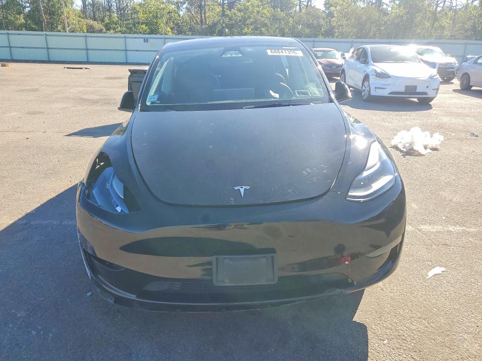 68841306 :رقم المزاد ، 7SAYGDEE7PA178753 vin ، 2023 Tesla Model Y مزاد بيع