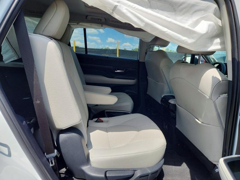 Продаж на аукціоні авто 2026 Toyota Grand Highlander, vin: 5TDAAAB59TS125449, номер лоту: 66928636