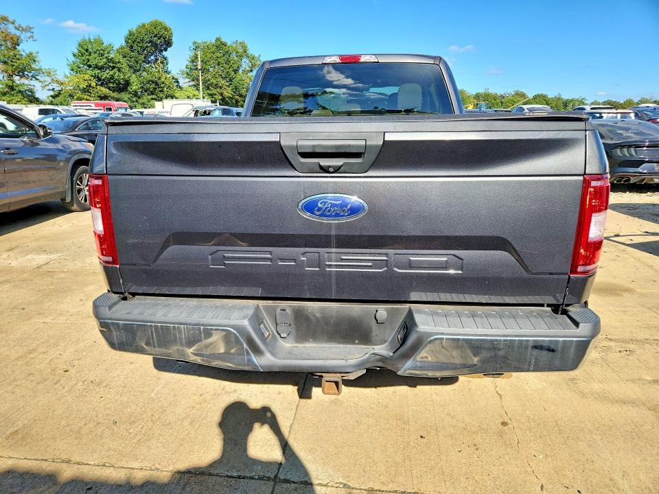 69313696 :رقم المزاد ، 1FTFX1E58JFE34228 vin ، 2018 Ford F150 مزاد بيع