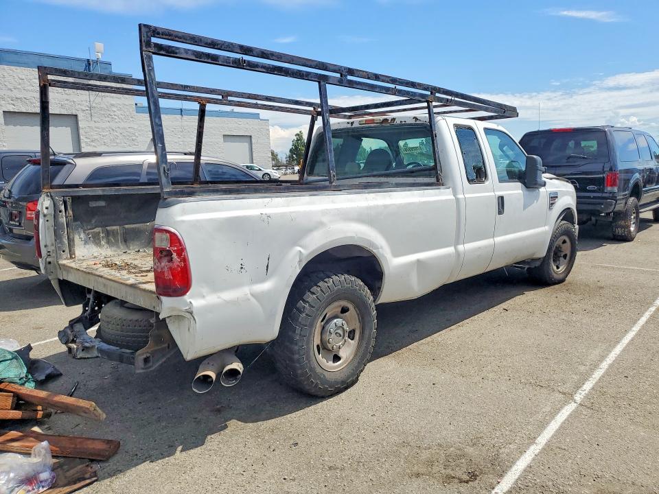 67828976 :رقم المزاد ، 1FTSX20R38EC41306 vin ، 2008 Ford F250 مزاد بيع