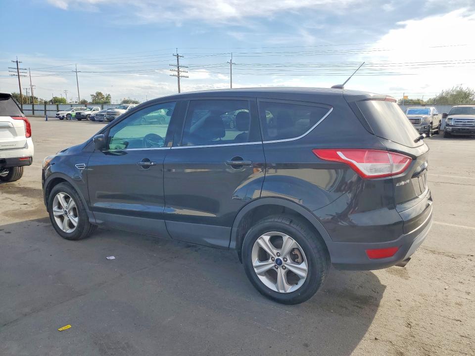 70107646 :رقم المزاد ، 1FMCU9GX3FUB09803 vin ، 2015 Ford Escape مزاد بيع