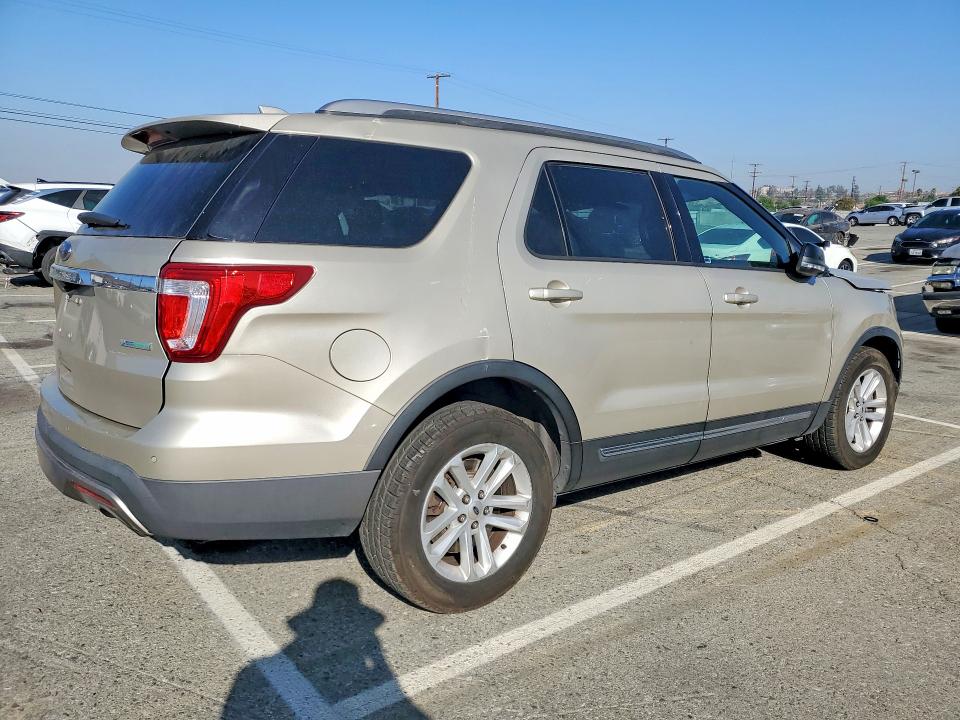 Продажа на аукционе авто 2017 Ford Explorer, vin: 1FM5K7DH4HGD90804, номер лота: 70003406